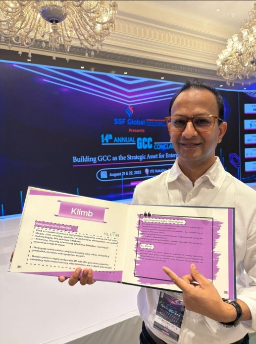 Image of Klimb's Founder showing the achievement of klimb at GCC Conclave